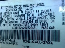 2003 TOYOTA CAMRY GREEN SE 2.4L AT.  Z24865
